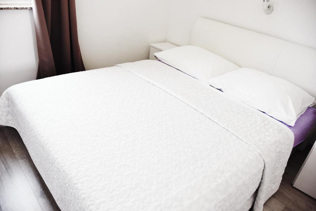Rab Apartments Aurora Rab Town Luaran gambar
