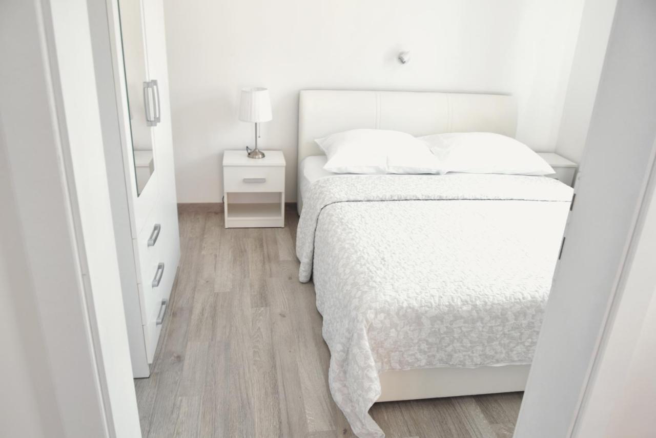 Rab Apartments Aurora Rab Town Luaran gambar