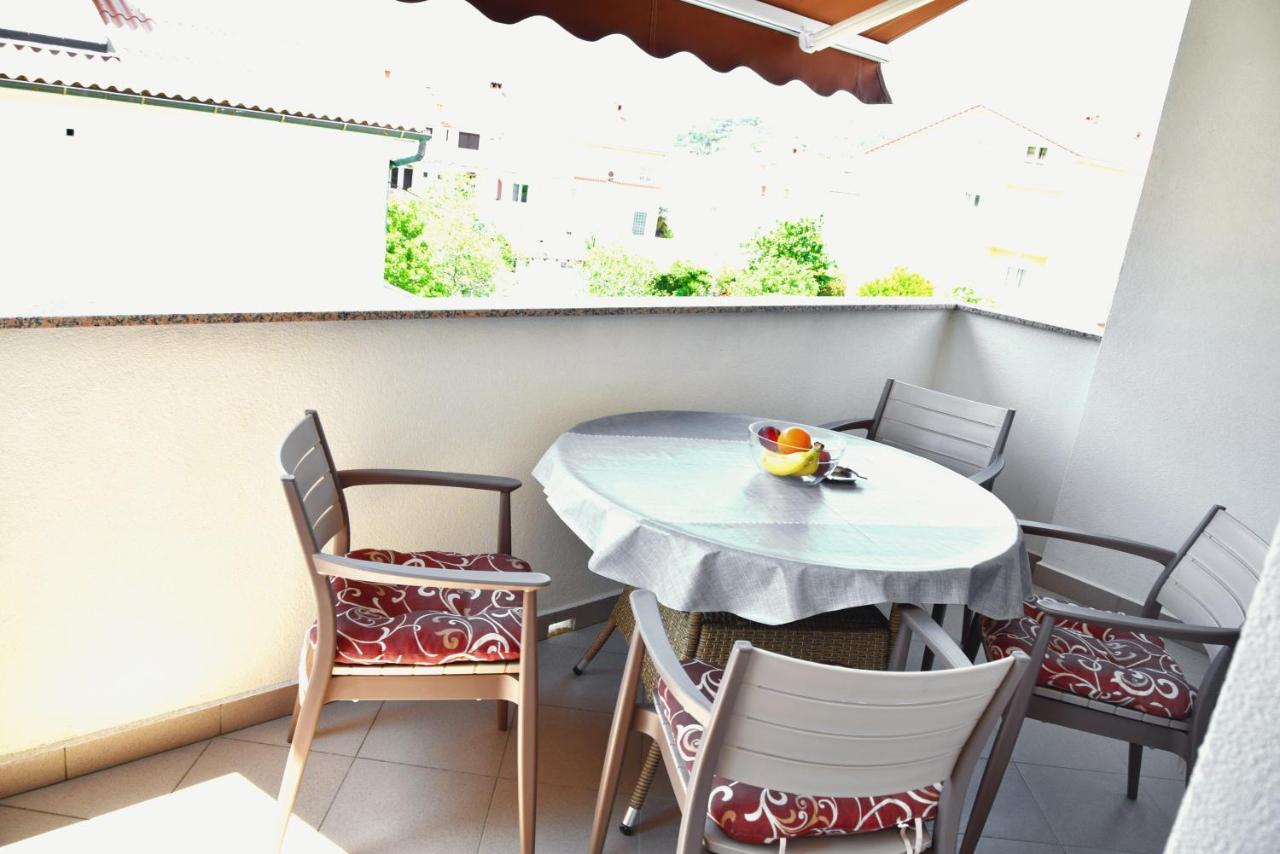 Rab Apartments Aurora Rab Town Luaran gambar