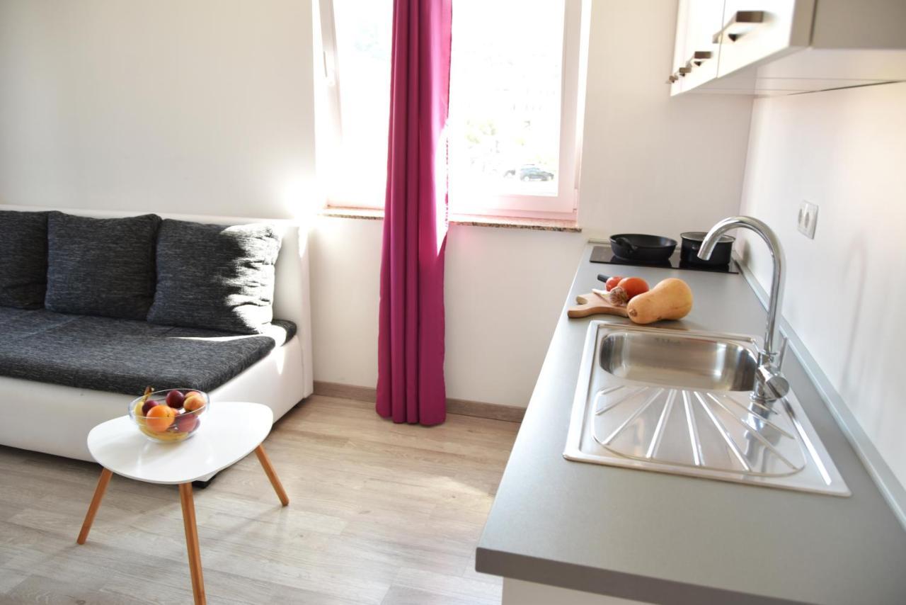 Rab Apartments Aurora Rab Town Luaran gambar
