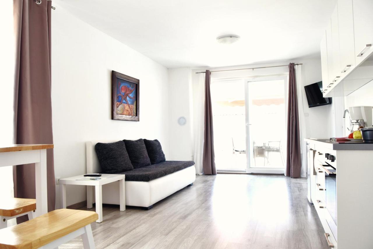 Rab Apartments Aurora Rab Town Luaran gambar