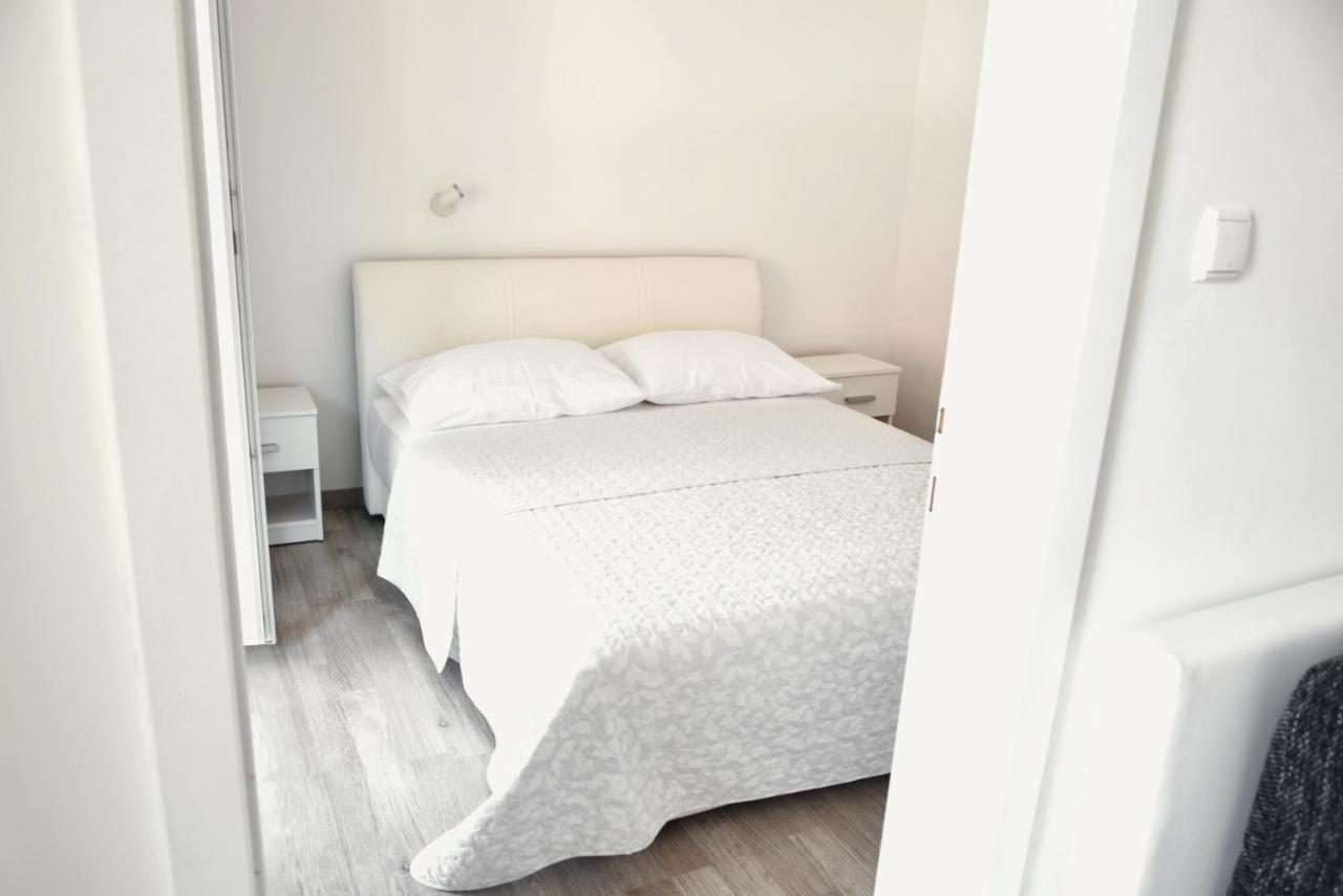Rab Apartments Aurora Rab Town Luaran gambar
